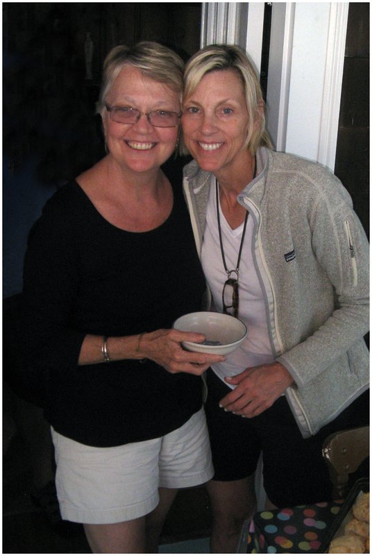 11RI.Touisset-MM_6171.jpg :: MONICA & MAUREEN, Touisset Highlands, Rhode Island, July 4, 2011