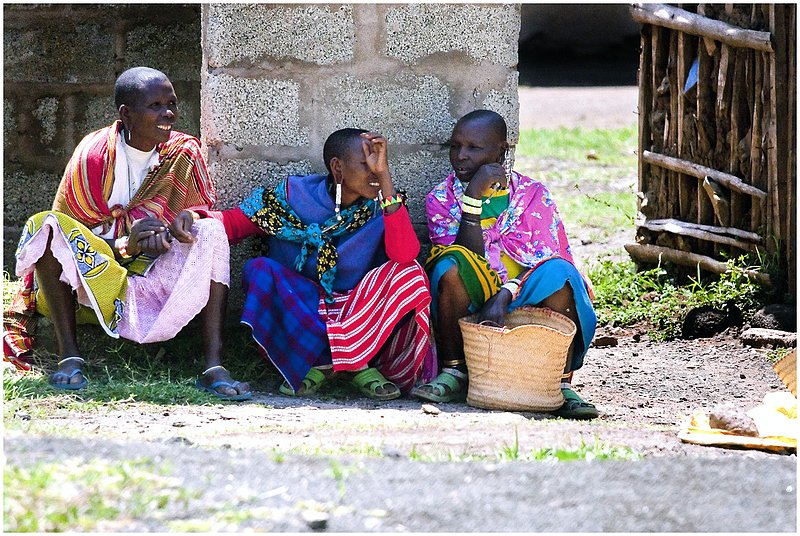 11Tanz.3MaasaiWomen_92851.jpg