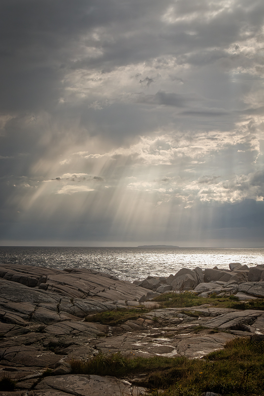 24CANNS-PeggysCoveSunRays_0389.jpg :: Peggy's Cove, Nova Scotia, Canada 2024