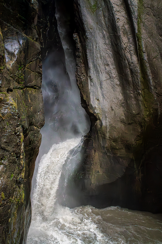 24COWaterfall_0047.jpg