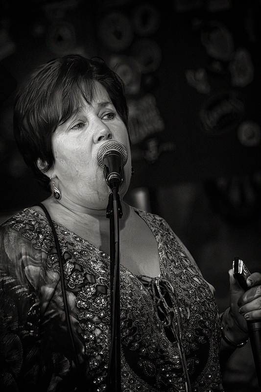24LilyPsDianeBlue_0960g.jpg :: DIANE BLUE with The B3 Kings at Lily P's in Cambridge, Massachusetts on July 10, 2024
