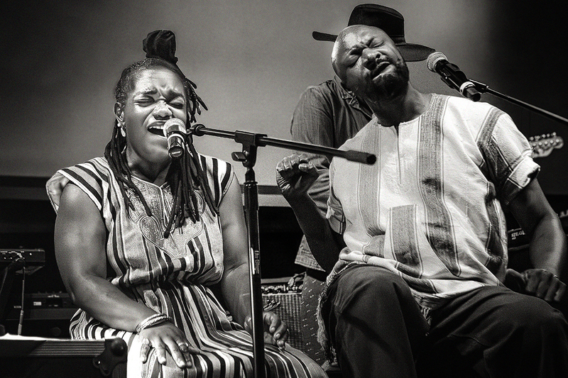 24MAArmory-JustinKenitaMiller-Hicks_2803g.jpg :: KENITA MILLER-HICKS and JUSTIN HICKS perform \