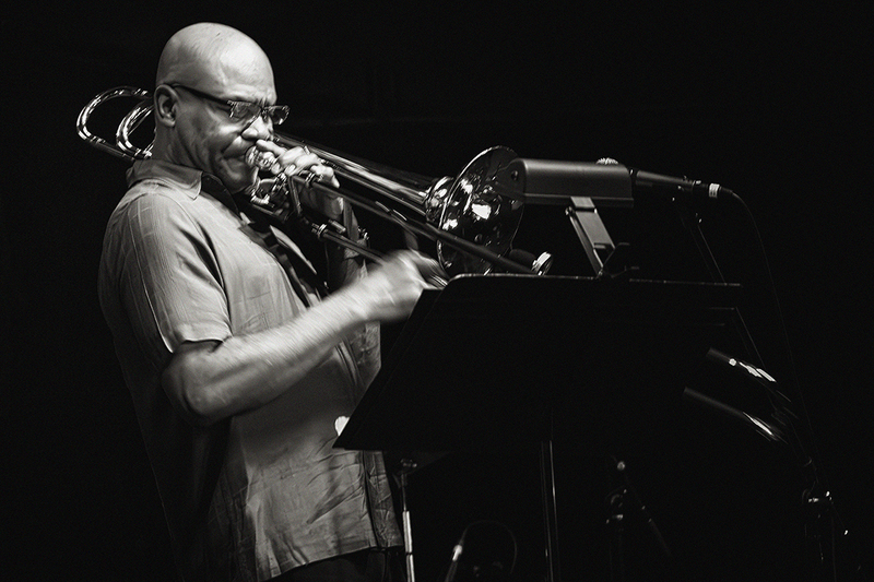 24MAArmory-Ravi-RobinEubanks_0792g.jpg :: ROBIN EUBANKS with Ravi Coltrane, Gadi Lehavi and Ele Howell at The Center for Arts at the Armory in Somerville, Massachusetts on June 22, 2024