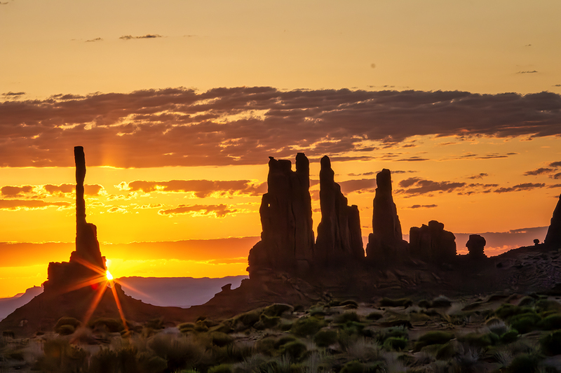 24MonumentValleySunrise_8733.jpg