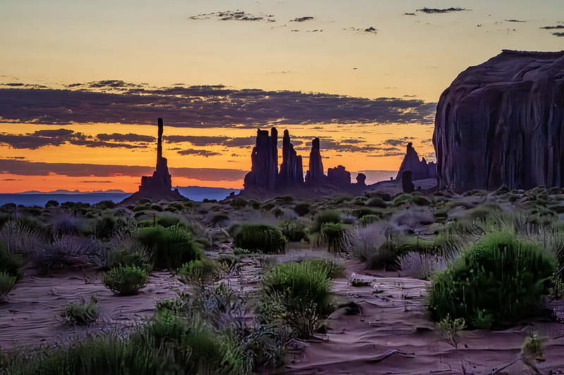24MonumentValleySunrise_9666.jpg