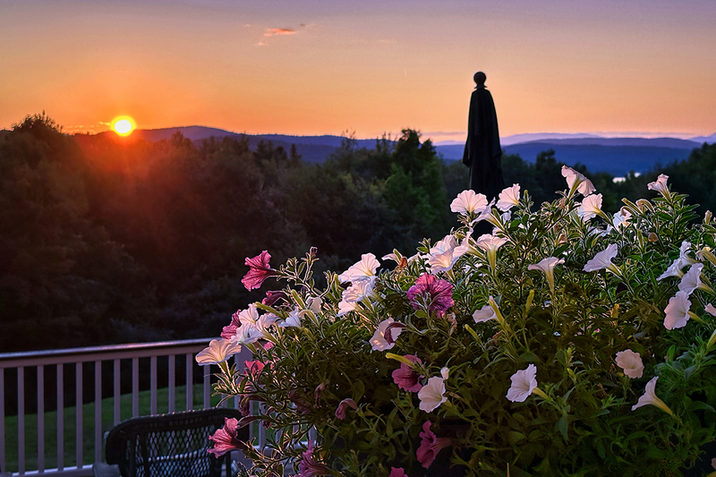 24NHBallardPorchSunset_6581i.jpg