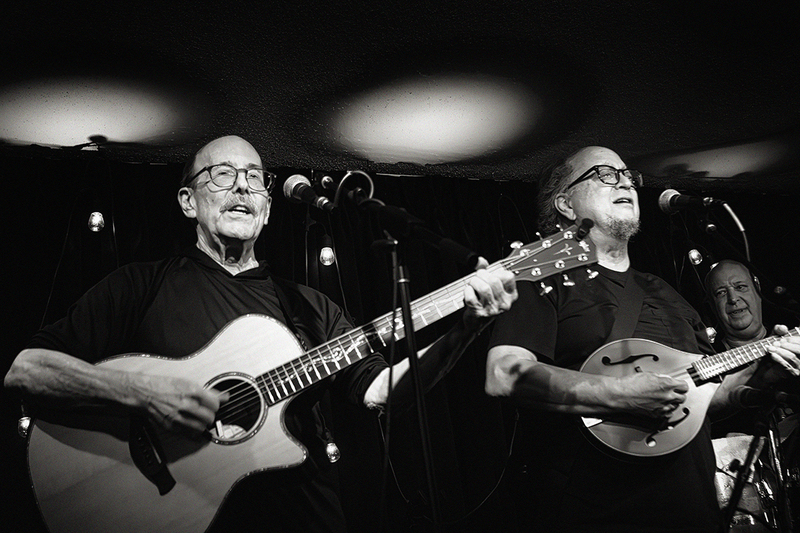 24PassimBuskin-Batteau_9420g.jpg :: BUSKIN & BATTEAU at Club Passim in Cambridge, Massachusetts on July 6, 2024