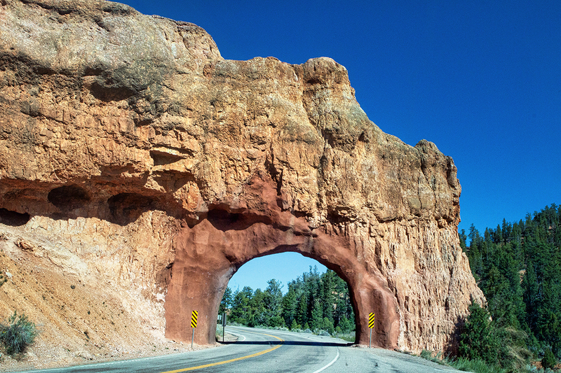 24UTBryceNaturalBridge_8473.jpg :: Bryce National Park, Utah 2024