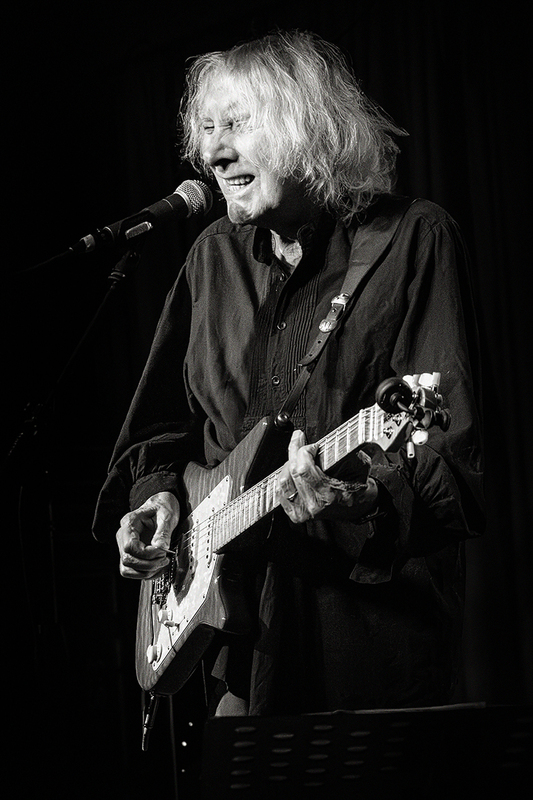 25BRAlbertLee_0027g.jpg :: ALBERT LEE at the Bull Run Restaurant in Shirley, Massachusetts on January 9, 2026