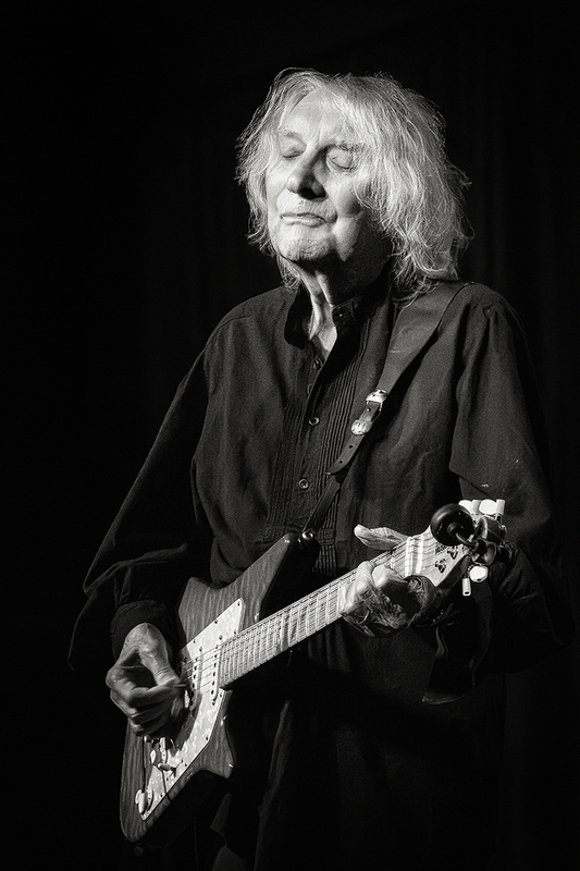 25BRAlbertLee_0029g.jpg :: ALBERT LEE at the Bull Run Restaurant in Shirley, Massachusetts on January 9, 2026