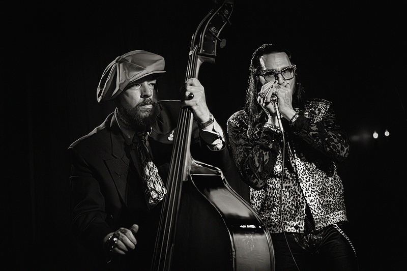 25BRNickMoss-DennisRodrigo_4924g(1).jpg :: RODRIGO MANTOVANI and DENNIS GRUENLING with The Nick Moss Band at The Bull Run in Shirley, Massachusetts on April 6, 2025