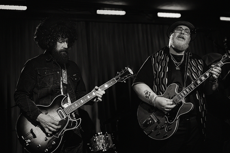 25BRNickMoss-PatFaherty_4868g.jpg :: PAT FAHERTY with The NICK MOSS Band Featuring Dennis Gruenling at The Bull Run in Shirley, Massachusetts on April 6, 2025