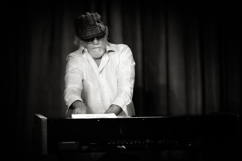 25BRShaelynBand-Keyboard_7911g.jpg