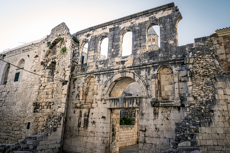 25CROSplit-DiocletiansPalace_6593.jpg