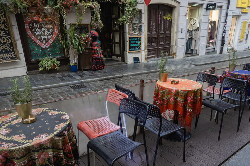 25CROZagrebStreetDining_5677.jpg