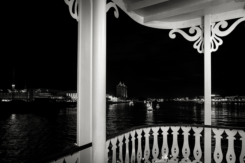 25GASAV-BoatStern_8058g(1).jpg :: Riverboat Georgia Queen, Savannah, Georgia 2025