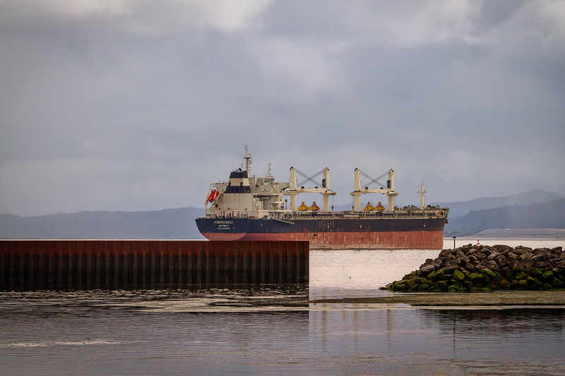 25ORAstoria-HarborShip_5926.jpg
