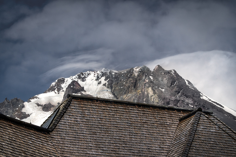 25ORMtHoodHotelRoof_6324.jpg