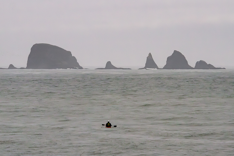 25WAQuileute-Kayaker_5708.jpg