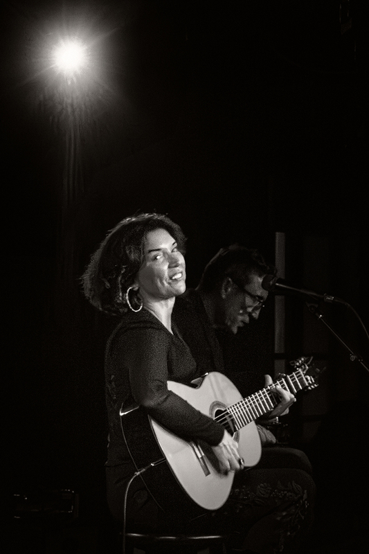 26SideDoorStPeteSueFoley_1543g.jpg :: SUE FOLEY at the Palladium's Side Door Cabaret in St. Petersburg, Florida on March 4, 2026