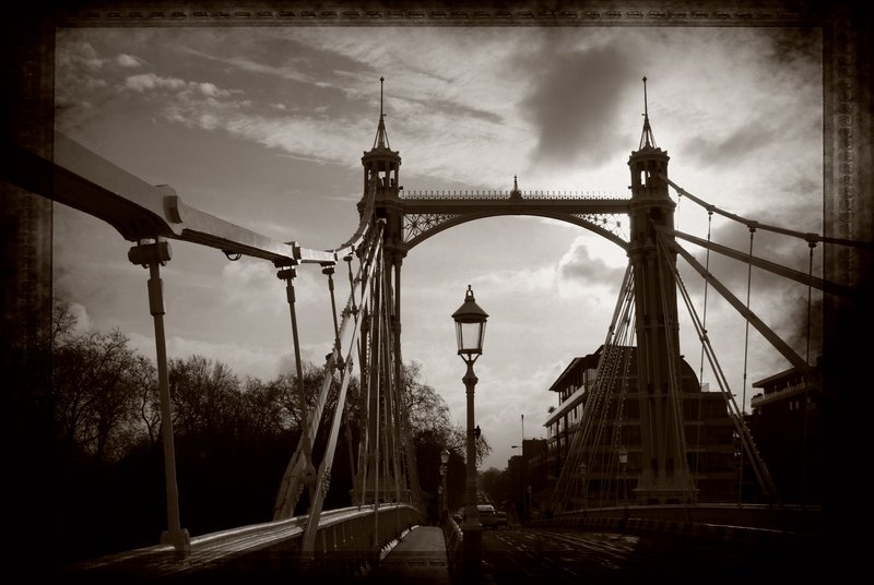 Battersea.jpg :: Battersea Bridge
London, England
