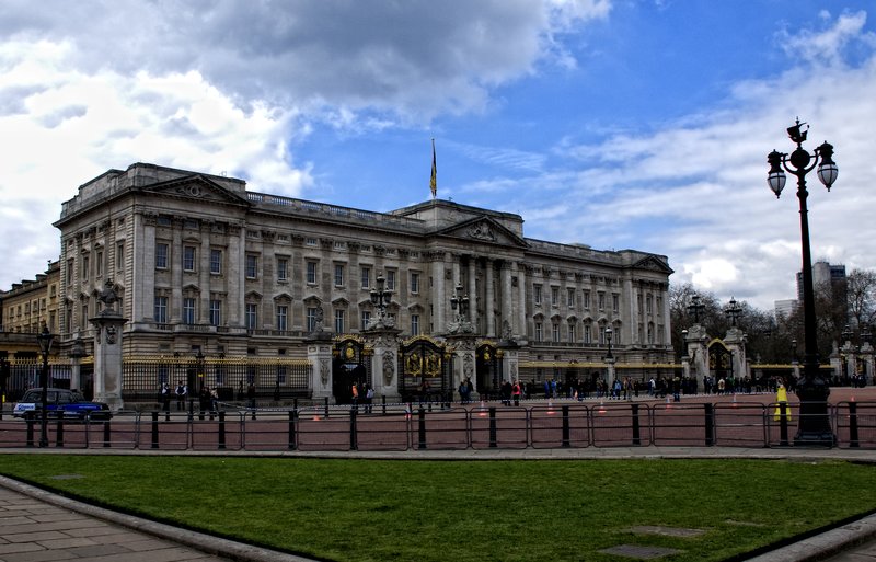 Buckingham Palace.jpg :: Stock images are available for download at $3.00 each (plus .50 PayPal fee) and are transferred at full resolution and are Royalty and Copyright free and can be used in commercial work.
