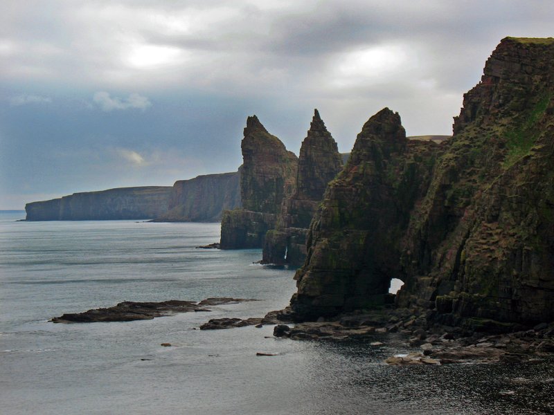 Duncansby Stacks.jpg :: Duncansby Stacks along the North Sea in the Scottish Highlands