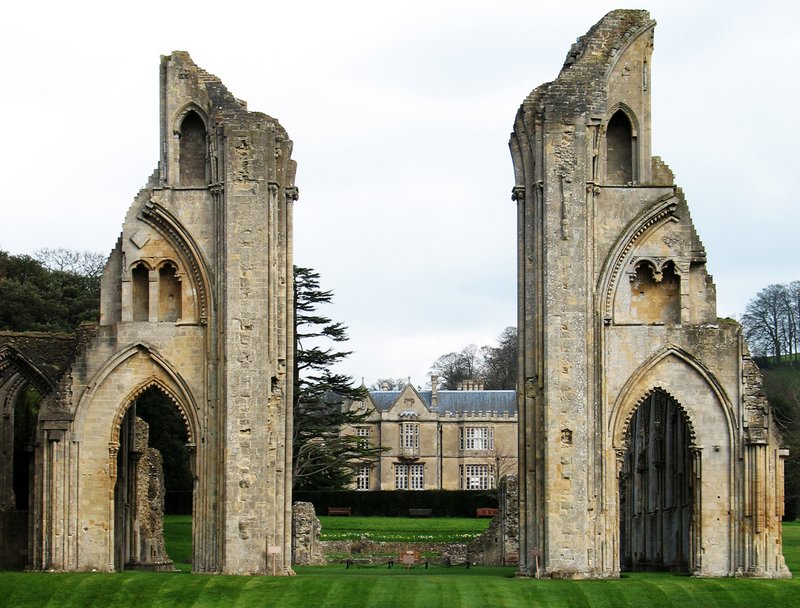 Remains of Glastonbury.jpg :: Remains of Glastonbury Abbey