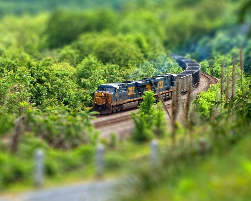 Rolling Round the Bend.jpg :: ©2012 LKG Photography