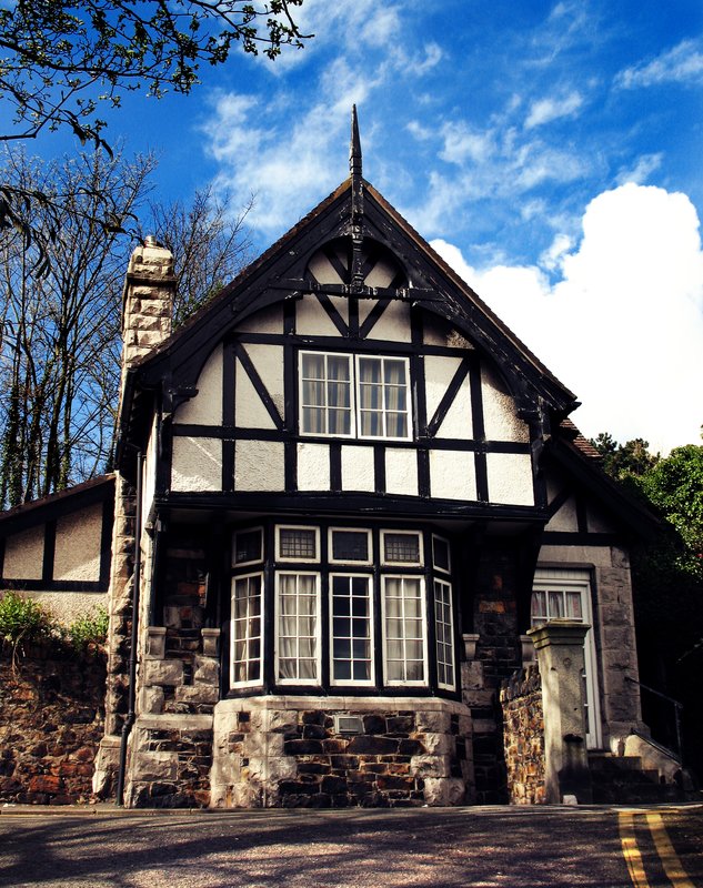 Tudor House.jpg :: Tudor style house in Conwy Wales