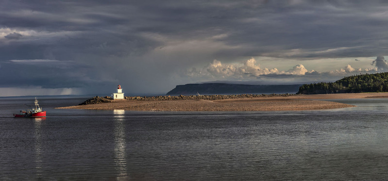 _LRN1177-1196 -Coming Home before the Storm.jpg