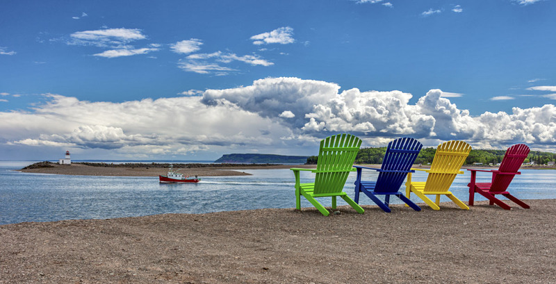 _LRN1728 -Watching the Lobster boat leave .jpg