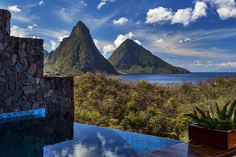 _MG_5066 The fourth wall veiw.jpg :: All sanctaries have an open wall, 24 have an infinity pool and all view of the Pitons