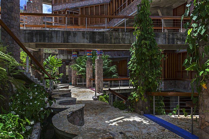 _MG_5100 -Jade Mtn Resort.jpg :: View along the second level