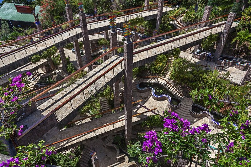 _MG_5389 -Jade Mtn Resort.jpg :: Each ramp leads to ONE Sanctary !