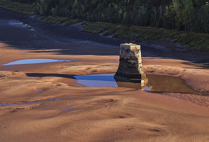 _MG_9447 -Standing Guard on the Shubie River at Low Tide.jpg :: Keeping Watch at Low tide 