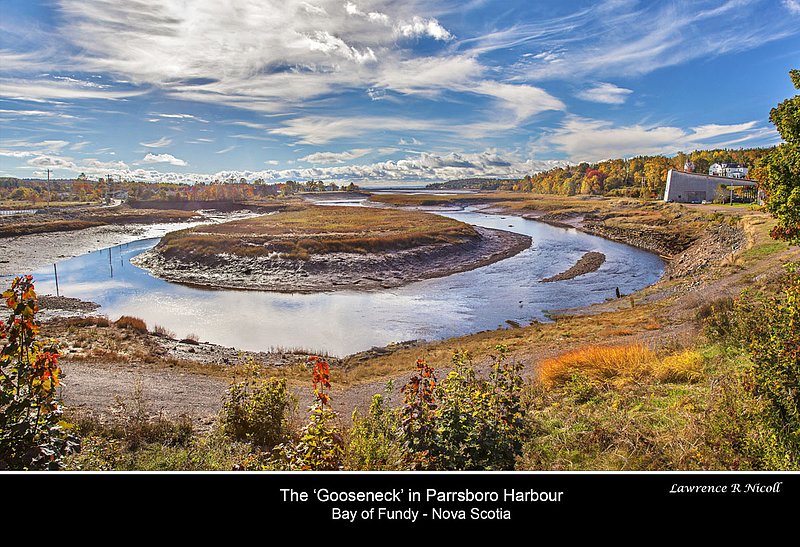 Nbr 09 -Sept 2017 -The Gooseneck in Parrboro Hbr.jpg :: Sept 2017 - what I call 'The Gooseneck' in Parrsboro Harbour