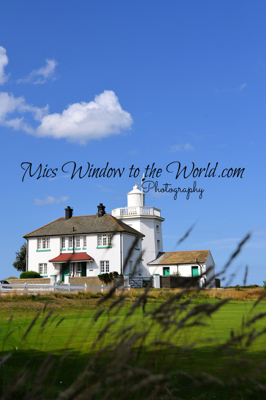 Cromer 5 Lighthouse 1833.jpg