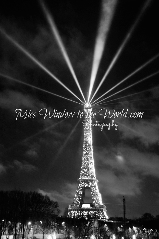 Eiffel Tower 10BW(1).jpg