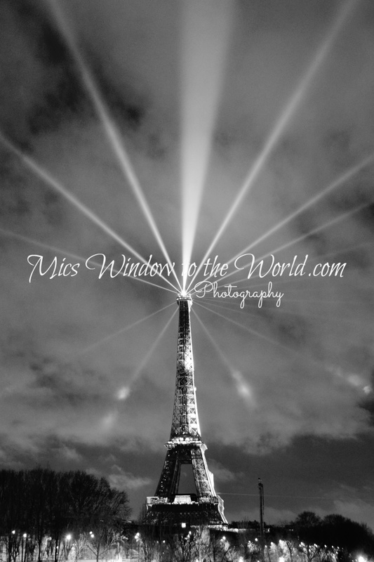 Eiffel Tower 8BW.jpg