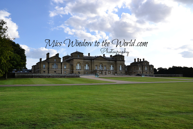 Holkham Hall 18th Cent(1).jpg