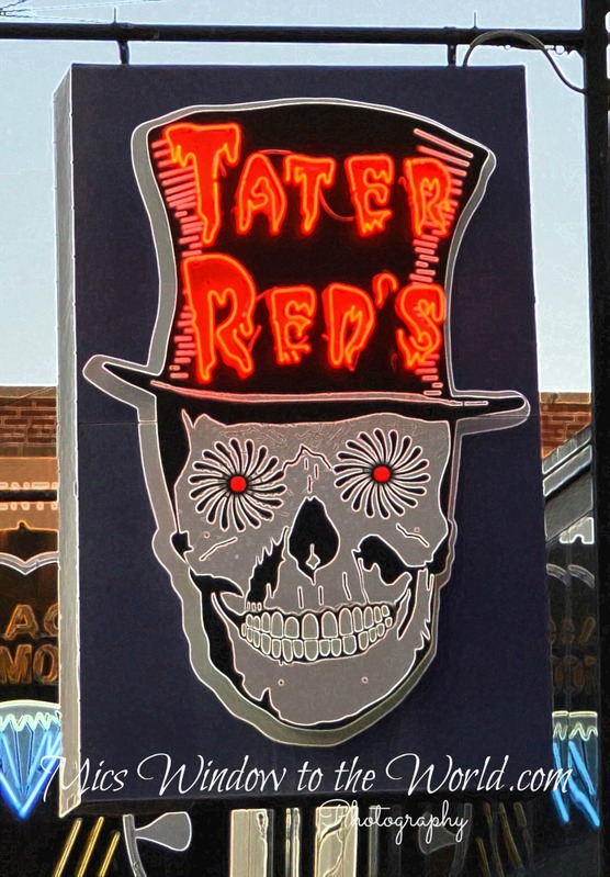 Memphis 2accent(1).jpg