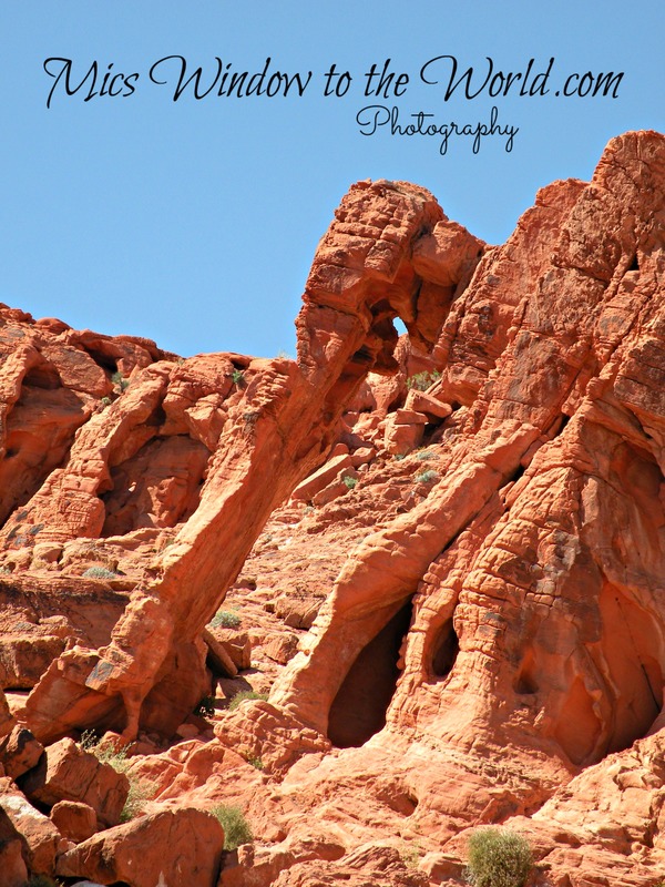 Valley of Fire Elephant Arch(1).jpg
