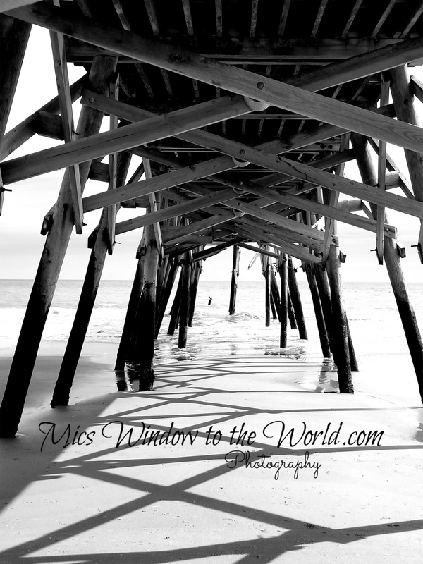 Wrightsville Beach 3 BW.jpg