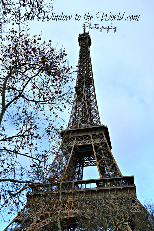 Eiffel Tower 03.jpg