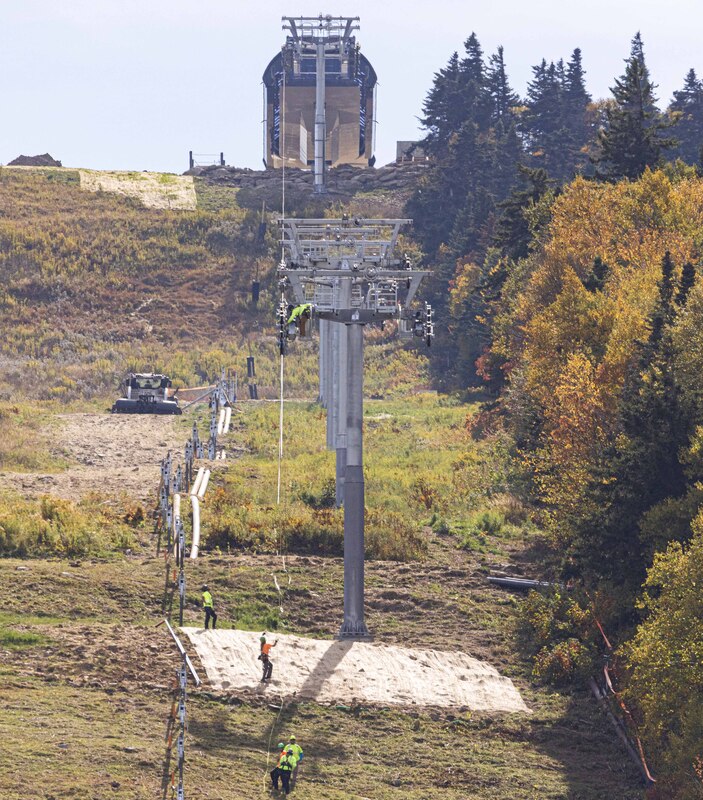 GQ7A5752 copy(1).jpg :: 9/22 The haul rope being installed