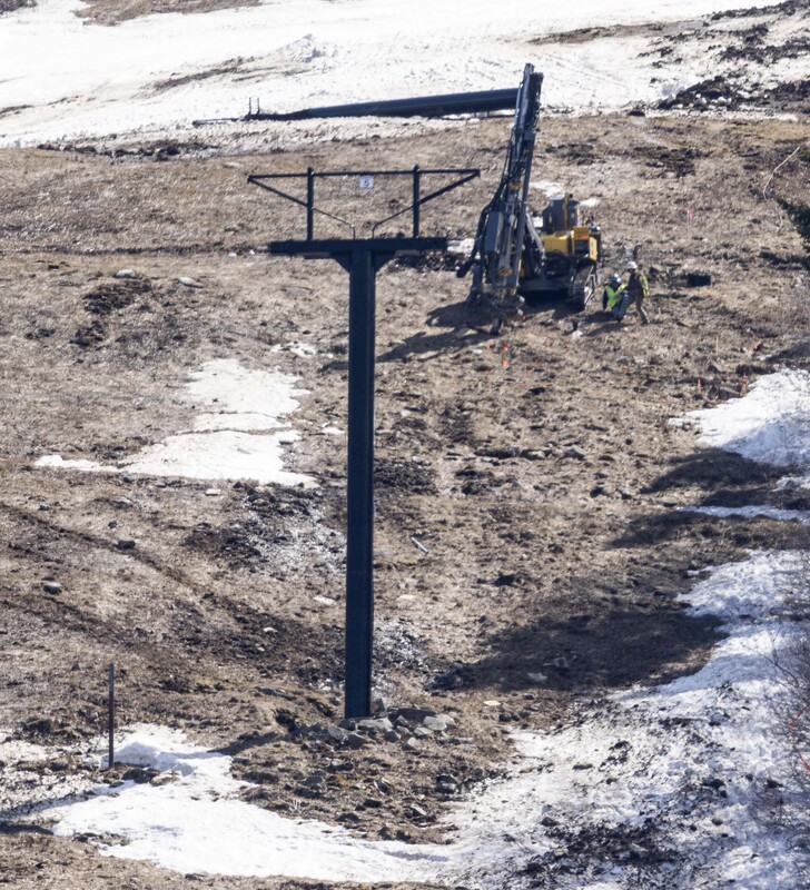 GQ7A6371 copy.jpg :: Drilling taking place on 4/22