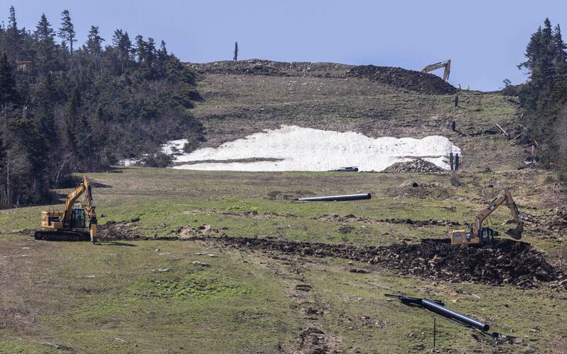 GQ7A7460 copy.jpg :: Excavator work continues of Super Star Trail 