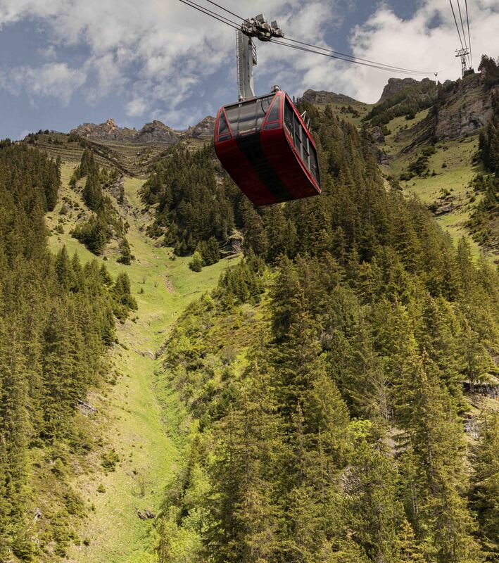 GQ7A9727 copy (1)(1).jpg :: From Wengen to Maennlichen via a cable car takes just 6 minutes.