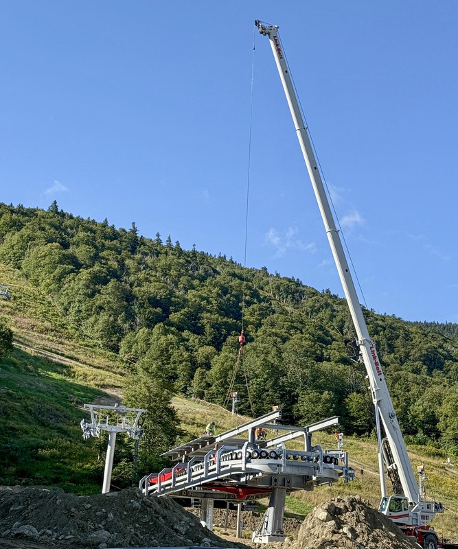 IMG_3705 copy.jpg :: 8/28 The base starts to get a floor